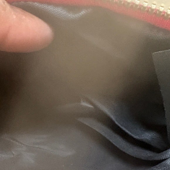 hot pink faux leather quilted crossbody bag magnetic closure gold-tone chain. - Picture 7 of 11